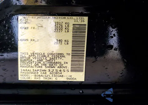 2017 Nissan Altima 2.5 z USA, uszkodzony, nr VIN 1N4AL3AP2HN325455